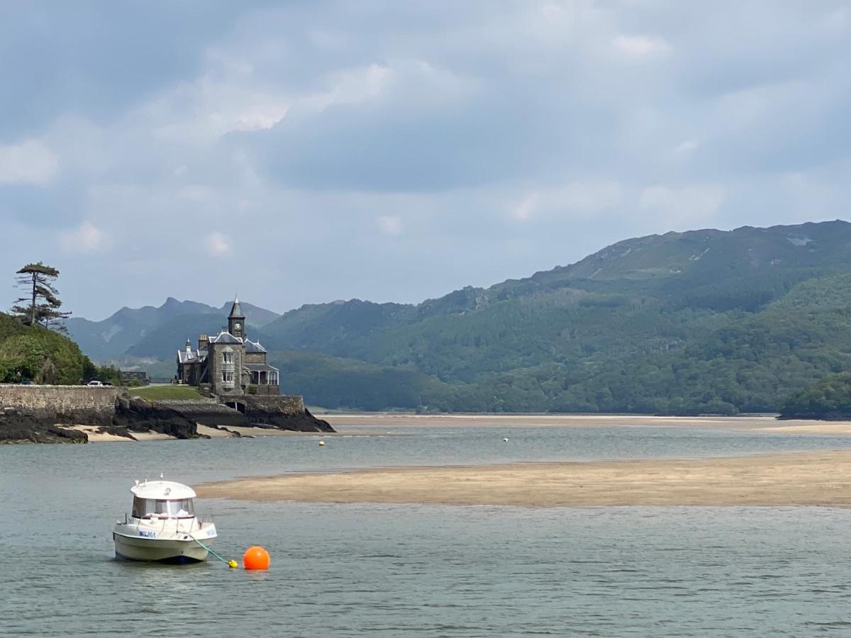 No6 Bed & Breakfast Barmouth Dış mekan fotoğraf